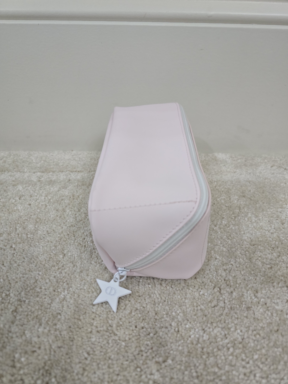 Dior Pink Cosmetic Pouch - Picture 3 of 12